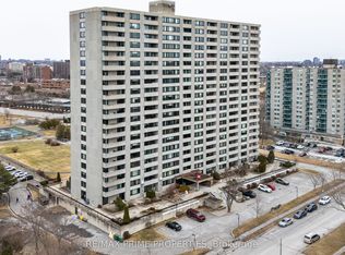 265 Poulin Ave #811, Ottawa, ON K2B 7Y8