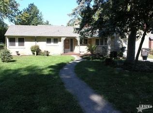1121 Northlawn Dr, Fort Wayne, IN