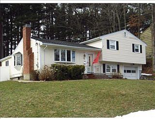 1st image of 25 Heather Dr