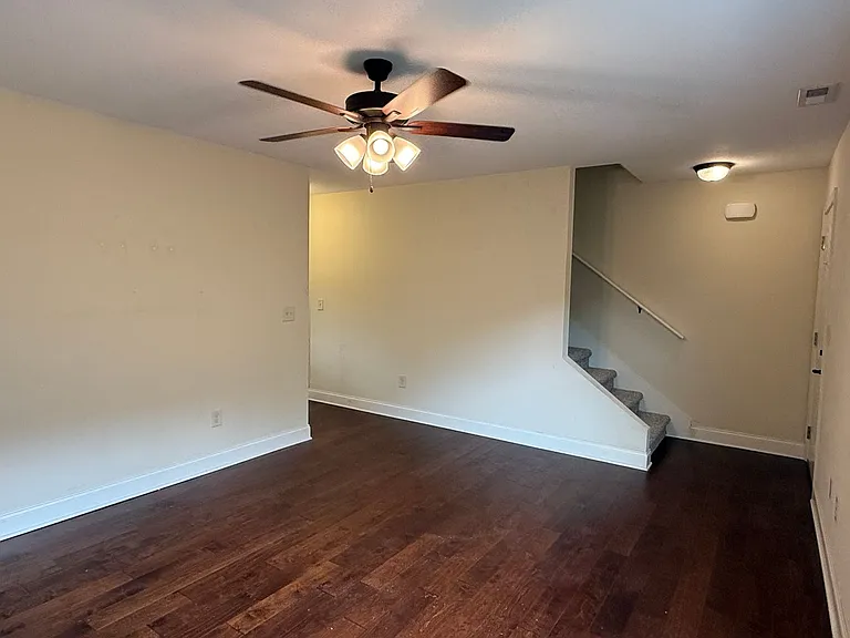 704 Grays Pointe Ct #39 — Photo 7