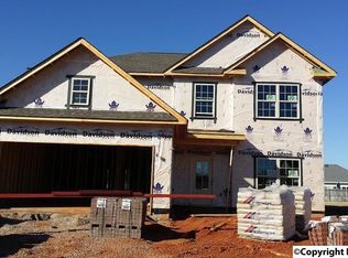 1007 Jade Pl NE, Hartselle, AL 35640