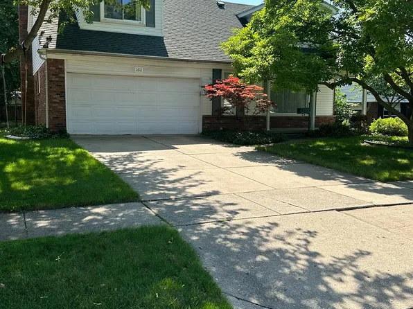 1611 Edsel St, Trenton, MI 48183
