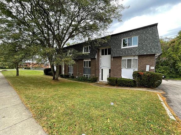 4th image of 490 Zahn Dr APT B