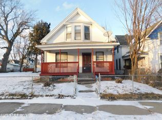 924 Pinewood Ave, Toledo, OH 43607