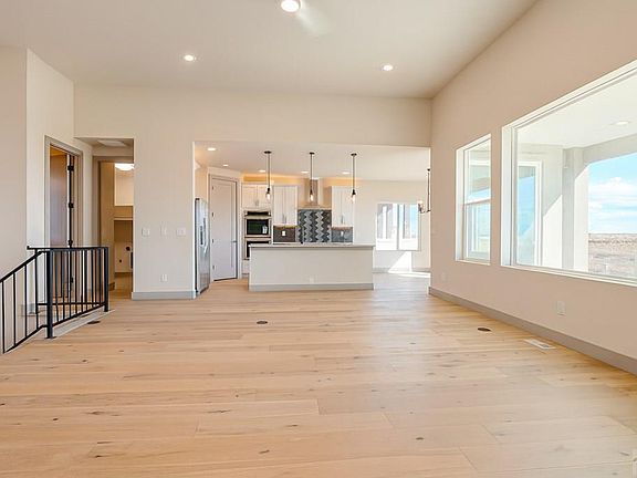4th image of 1910 Cuchara Dr
