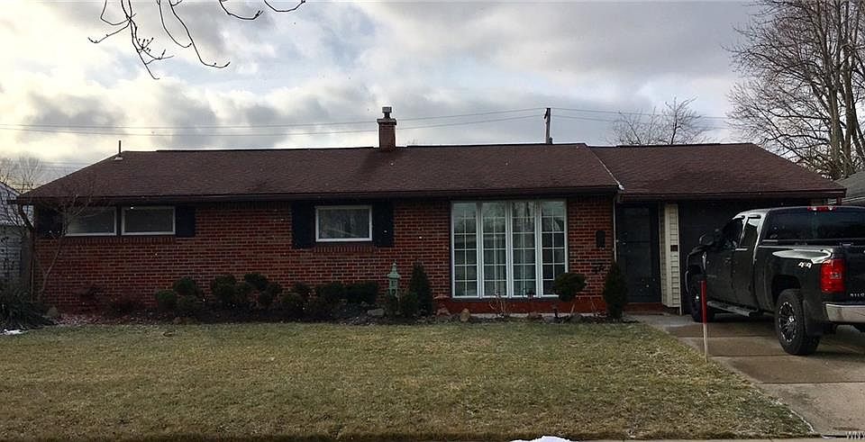1st image of 42 Burnside Dr