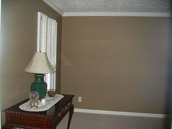 2nd image of 1230 Brookside Dr NE