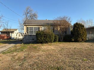 1503 Lawndale St, Fayetteville, TN 37334