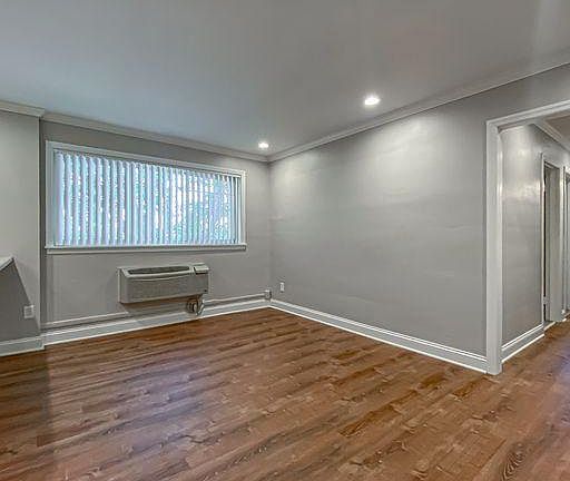 4th image of 1335 Washington Blvd APT 5