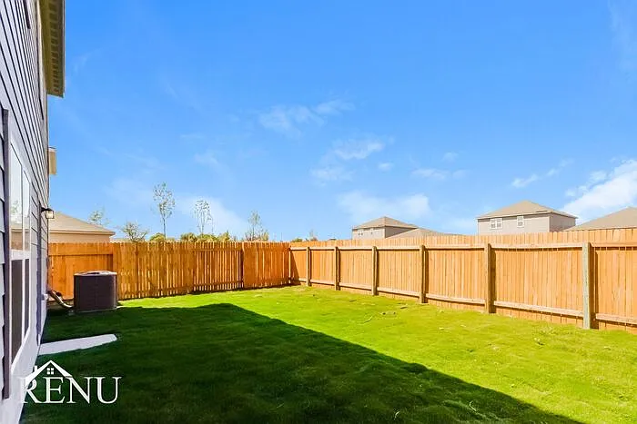 109 Fox Glen Trl — Photo 18