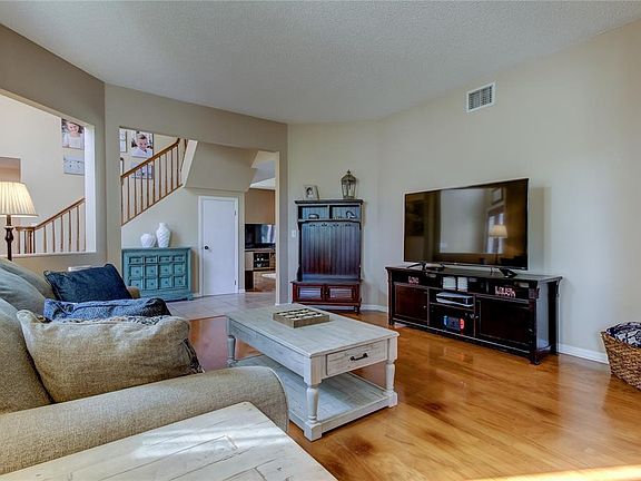 5th image of 16108 Turnbury Oak Dr
