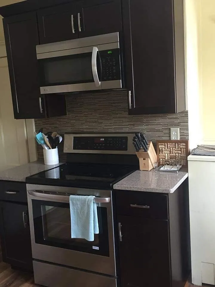 3 bed, 1064 sqft, $2,395 — Photo 4