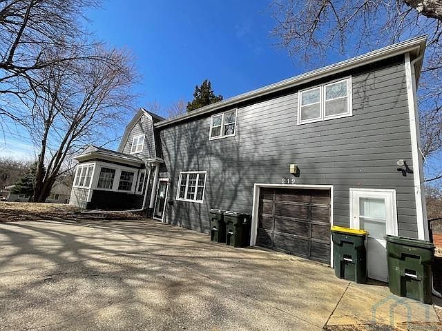 1st image of 219 36th St