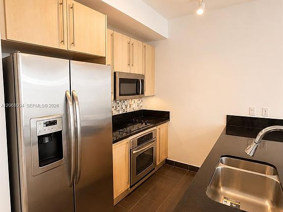 5th image of 1111 SW 1st Ave APT 1722