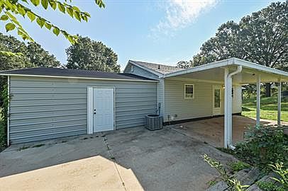 4th image of 1115 Clouse St