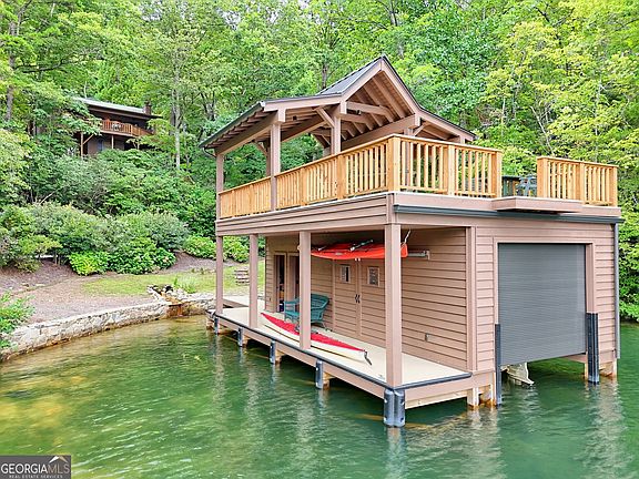 4th image of 3019 Moccasin Creek Rd