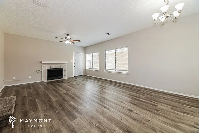 2509 Brooke Trl — Photo 4