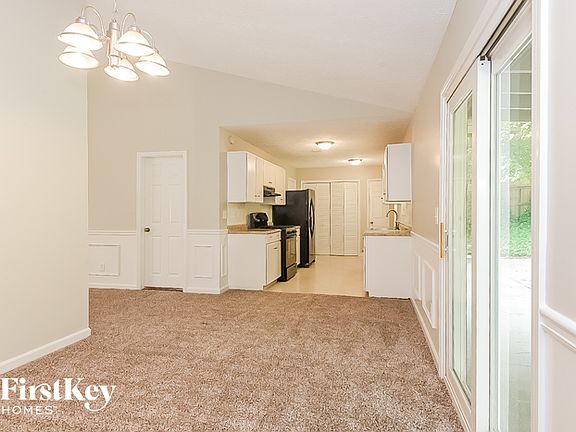 4th image of 155 Riverchase Dr