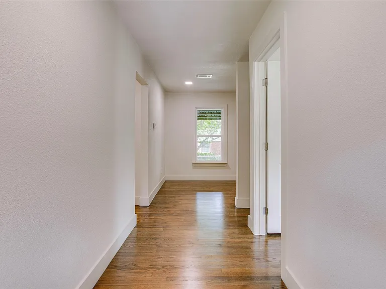 3407 La Verne Ave — Photo 5