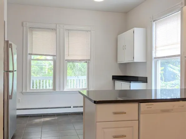 395 Washington St #3, Somerville, MA 02143