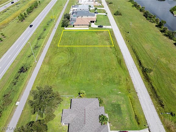 5th image of 304 NW 31st Pl