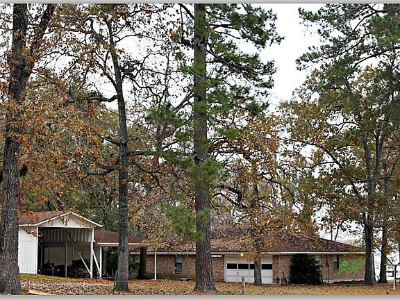 3rd image of 19 Hickory Holw