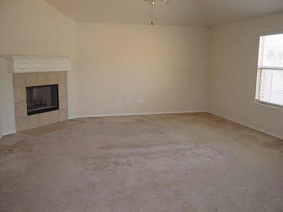 2nd image of 4217 Saint Charles Pl