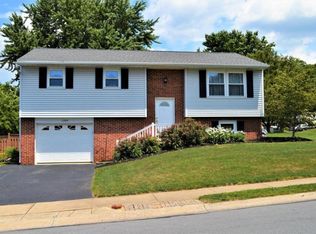 1297 Ridge Ave, Columbia, PA 17512