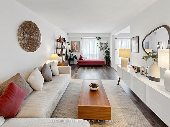 3rd image of 229 Dicenzo Dr