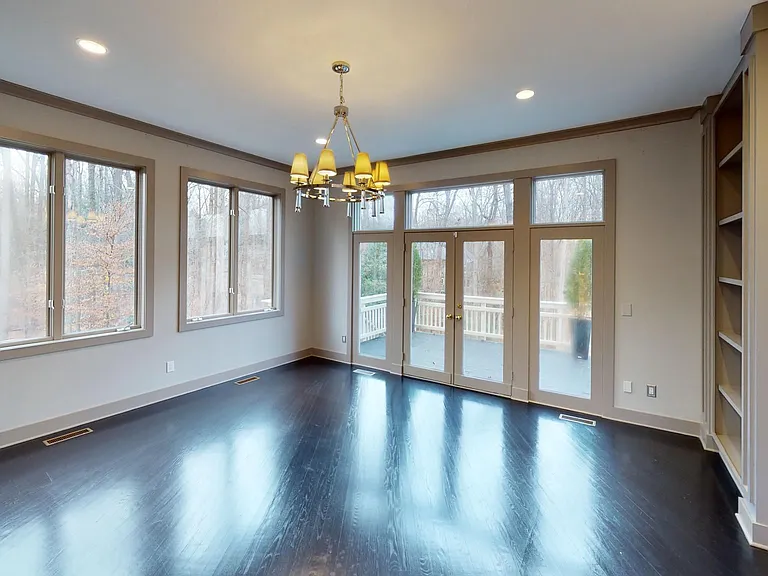 9629 Eagle Ridge Dr — Photo 10