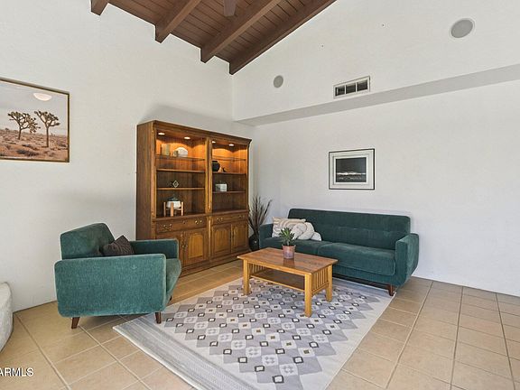 5th image of 2618 S SHANNON Drive