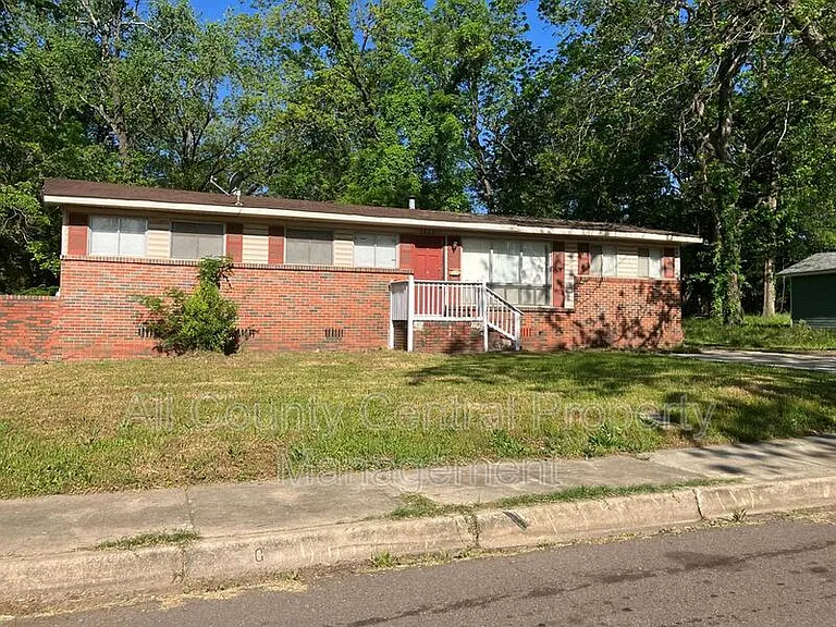 1232 Frisco St — Photo 1
