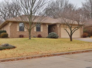 2051 S Glenn Ave, Springfield, MO 65807