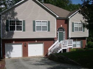 841 Hobbit Cir, Sugar Hill, GA 30518