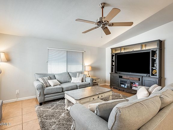 4th image of 1771 W MARIPOSA Court