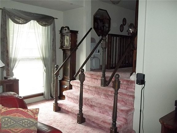 5th image of 2549 Lah Rd