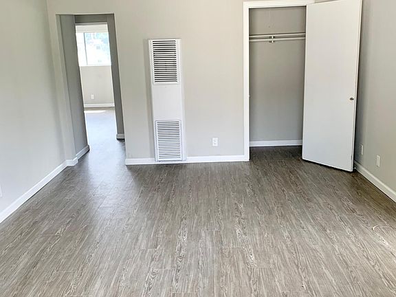 2nd image of 11565 Erwin St APT 8