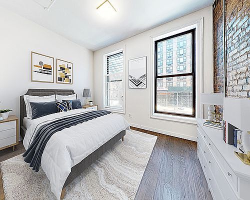 4th image of 1611 2nd Ave #11