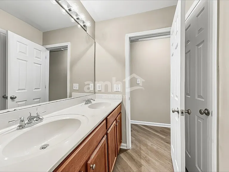 3919 Carolina Cherry Dr — Photo 15
