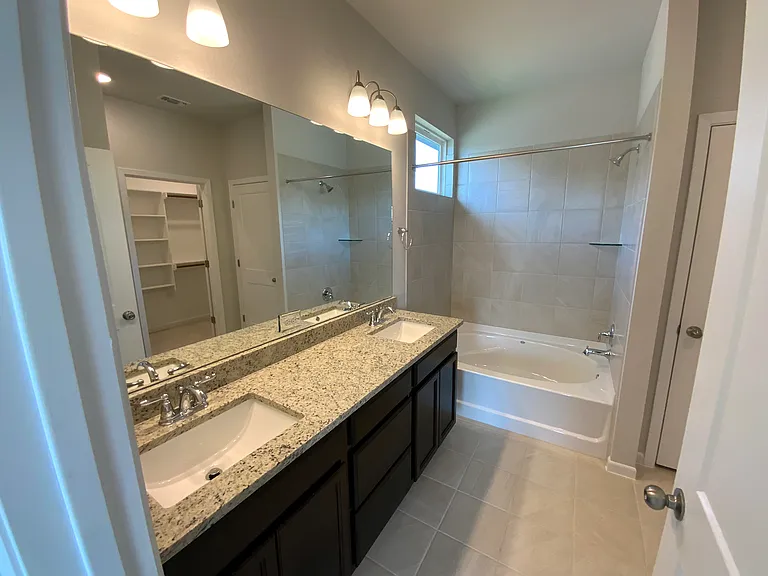 1905 Westphalia Dr — Photo 16