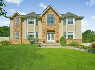 2 Sapling Ct, Thiells, NY 10984