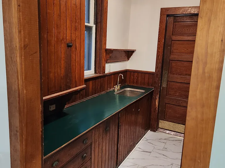218 S Albany St #2 — Photo 7