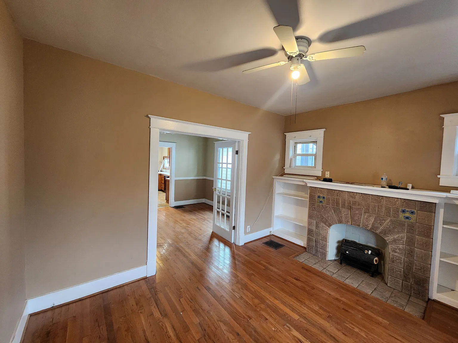 5 bed, 1.5 bath, 1686 sqft, $1,795 — Photo 3