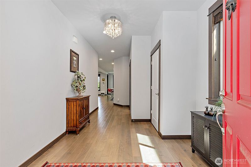 2nd image of 17617 3rd Avenue SE