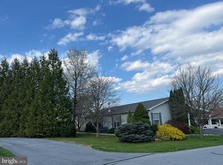 19 Westview Ter, Womelsdorf, PA