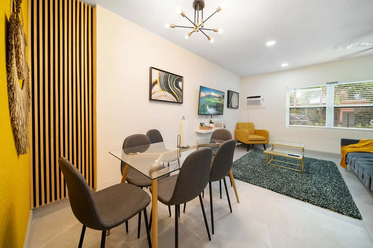 2 bed, 2.0 bath, $4,159 — Photo 2