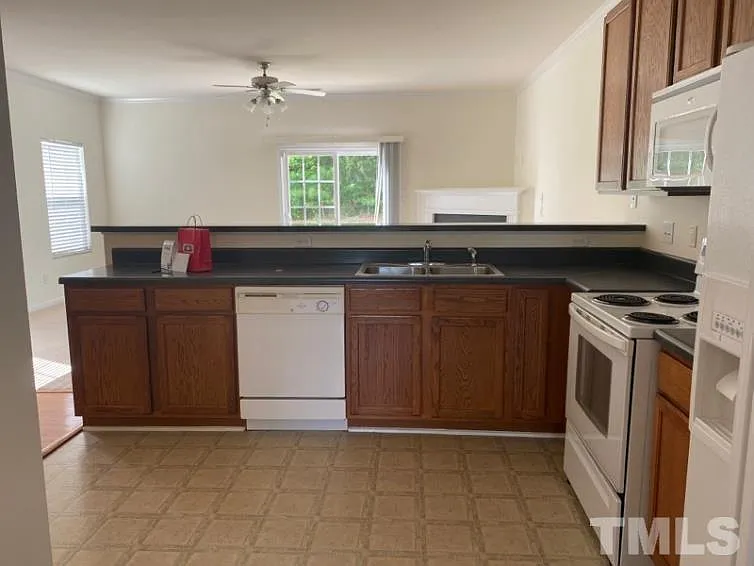 1725 Tw Alexander Dr #301 — Photo 5