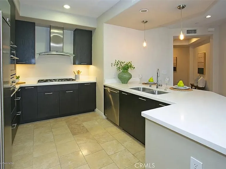 511 Caruso Ave — Photo 11