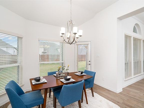 5th image of 6020 Oakmere Ln