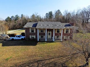 255 Hood Rd, Camden, TN 38320